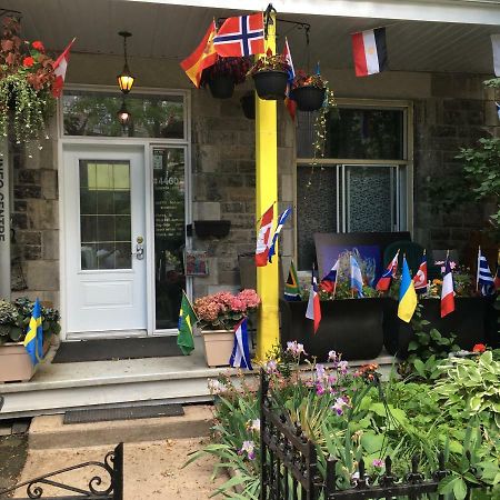 Pied-A-Terre Mont-Royal Hostel Montréal Kültér fotó