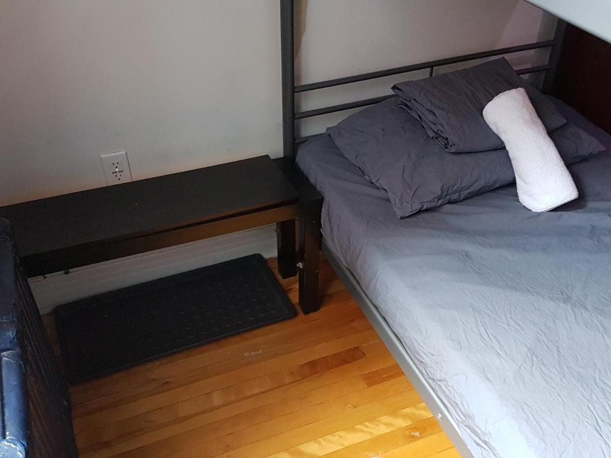 Pied-A-Terre Mont-Royal Hostel Montréal Kültér fotó
